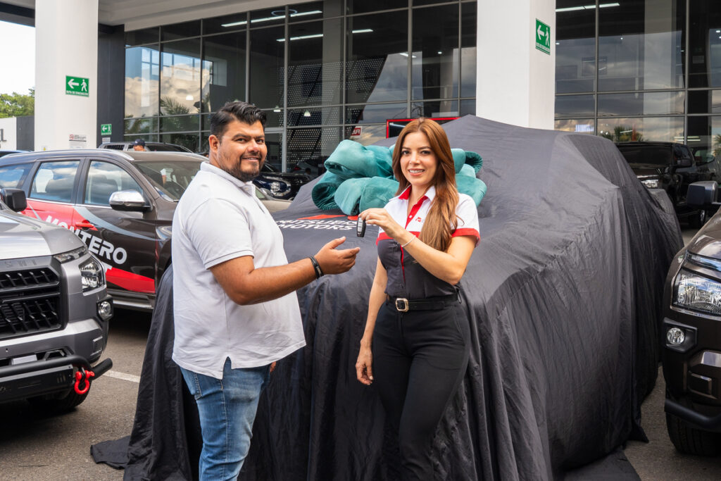 Leasing All entrega Pickup Mitsubishi L200 4x4 2027 a Cervecería La 20 1